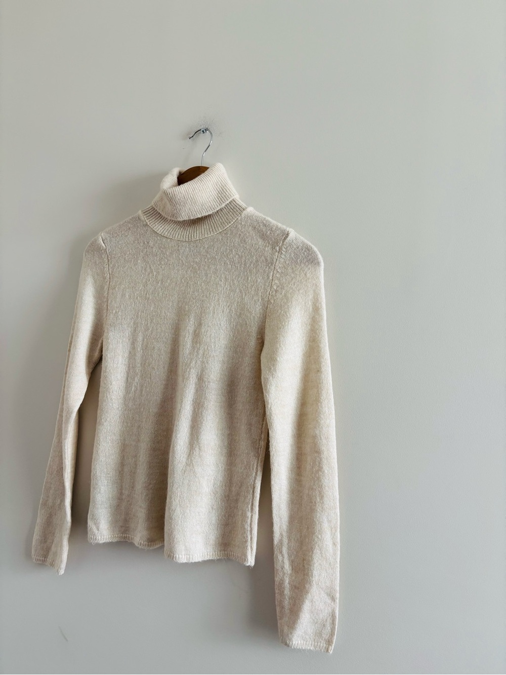 Mango Turtleneck Sweater Cream Wool Blend Womens XS Preppy Minimalist Classic - Picture 3 of 10